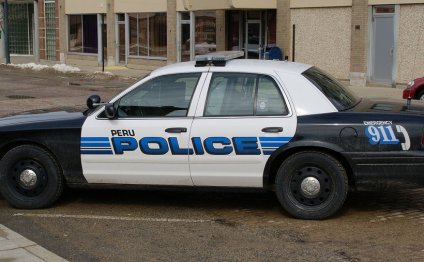 Peru, Indiana Police Car