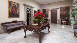 2013-08-07-hotelBmeetroom1.jpg